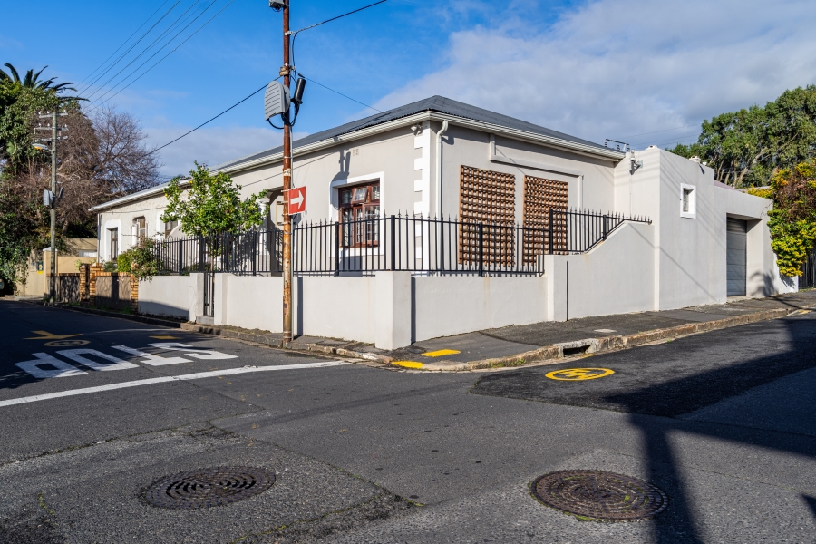 2 Bedroom Property for Sale in Observatory Western Cape